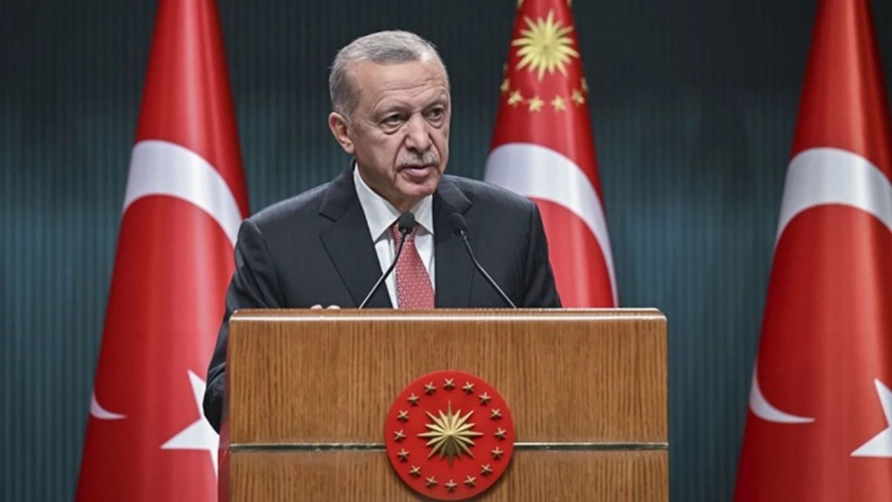 Erdoğan'dan Beklenen Öğretmen Atamaları Açıklaması: Son Görüşmeler Yarına